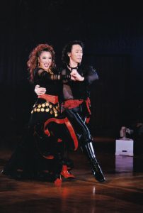 dancinng Toru Futatsumori Yumi pair 